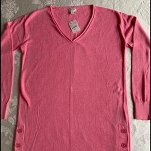 Ladies J.Crew V Neck Sweater.  Pink.  Size S